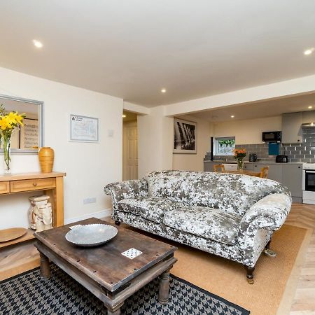 Pass The Keys Lovely 1 Bed Apartment With Free Parking Бат Екстер'єр фото