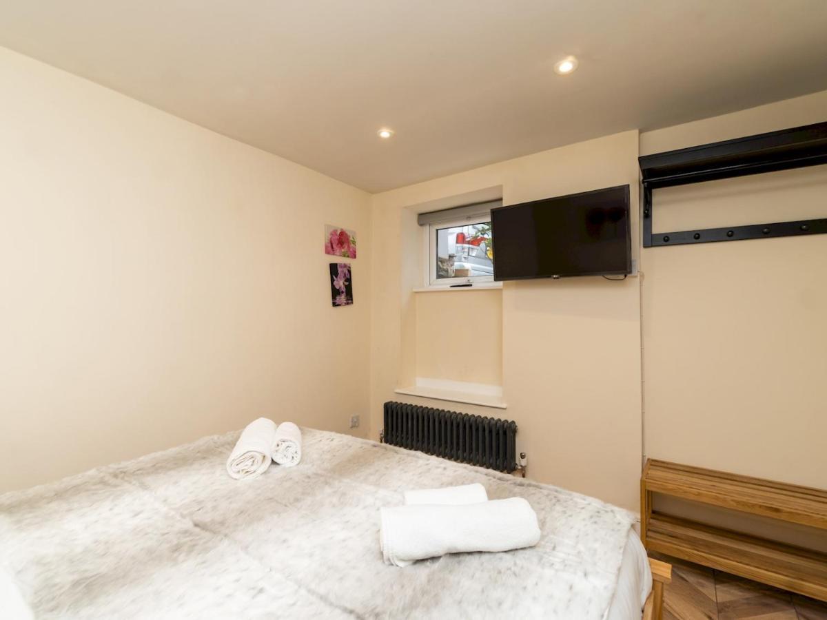 Pass The Keys Lovely 1 Bed Apartment With Free Parking Бат Екстер'єр фото