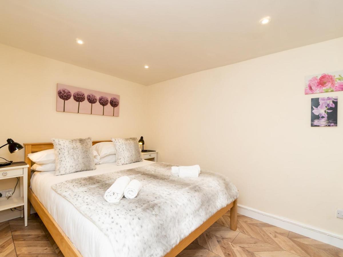 Pass The Keys Lovely 1 Bed Apartment With Free Parking Бат Екстер'єр фото